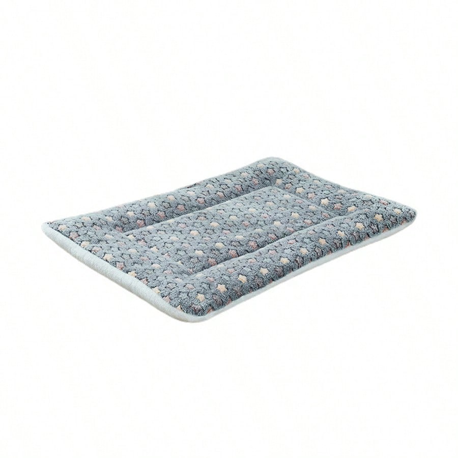 Soft Flannel Pet Bed Mat Short Plush Sleeping Blanket Cushion For Cats Small Dogs Warm Comfortable Pad Cozy Indoor Pet Accessory