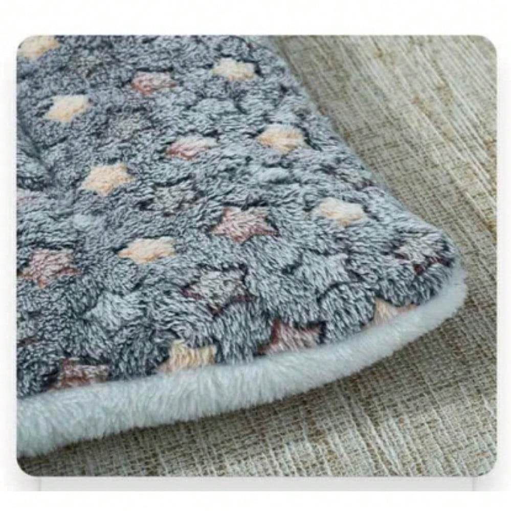 Soft Flannel Pet Bed Mat Short Plush Sleeping Blanket Cushion For Cats Small Dogs Warm Comfortable Pad Cozy Indoor Pet Accessory